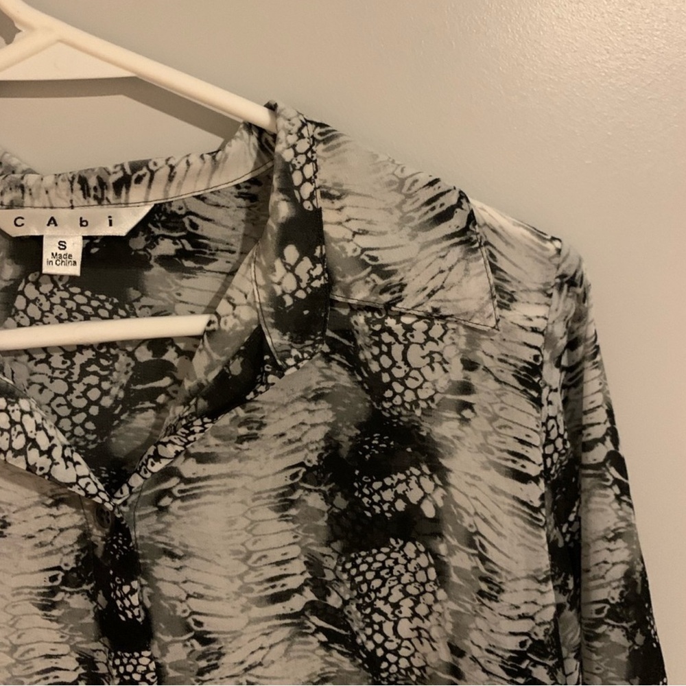 Cabi Snake Skin Print Sheer Button Up Top Python - Picture 4 of 6